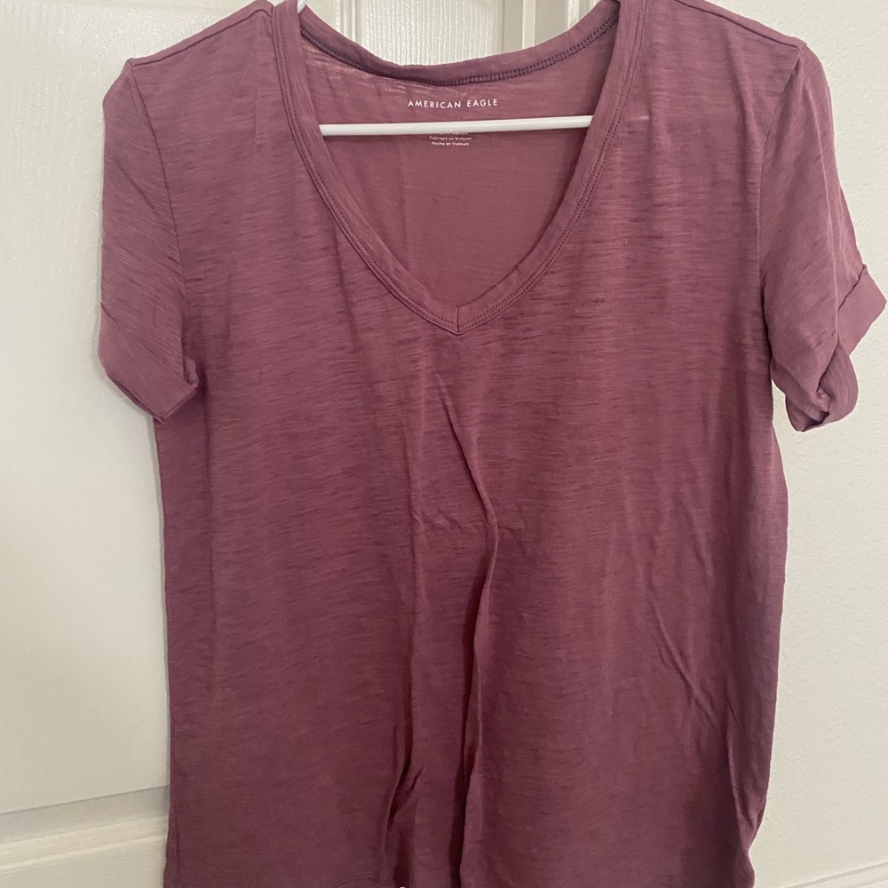 Women’s American Eagle Basic Tee